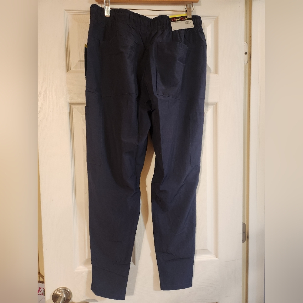 ✨️✨️NWT✨️✨️ HealWear Women's Tapered Scrub Pants - 4-Way Stretch - Picture 3 of 4